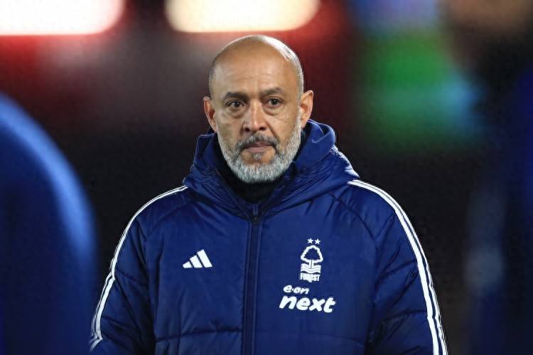 世界杯预测-重回英(yīng)超！穆里尼奥最(zuì)後(hòu)障(zhàng)碍扫清，英(yīng)超劲旅力邀，冲击欧联杯