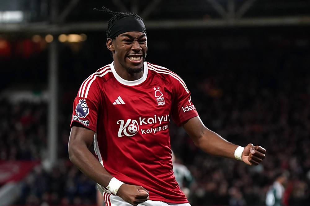 重回英超！穆里尼奥最后障碍扫清，英超劲旅力邀，冲击欧联杯