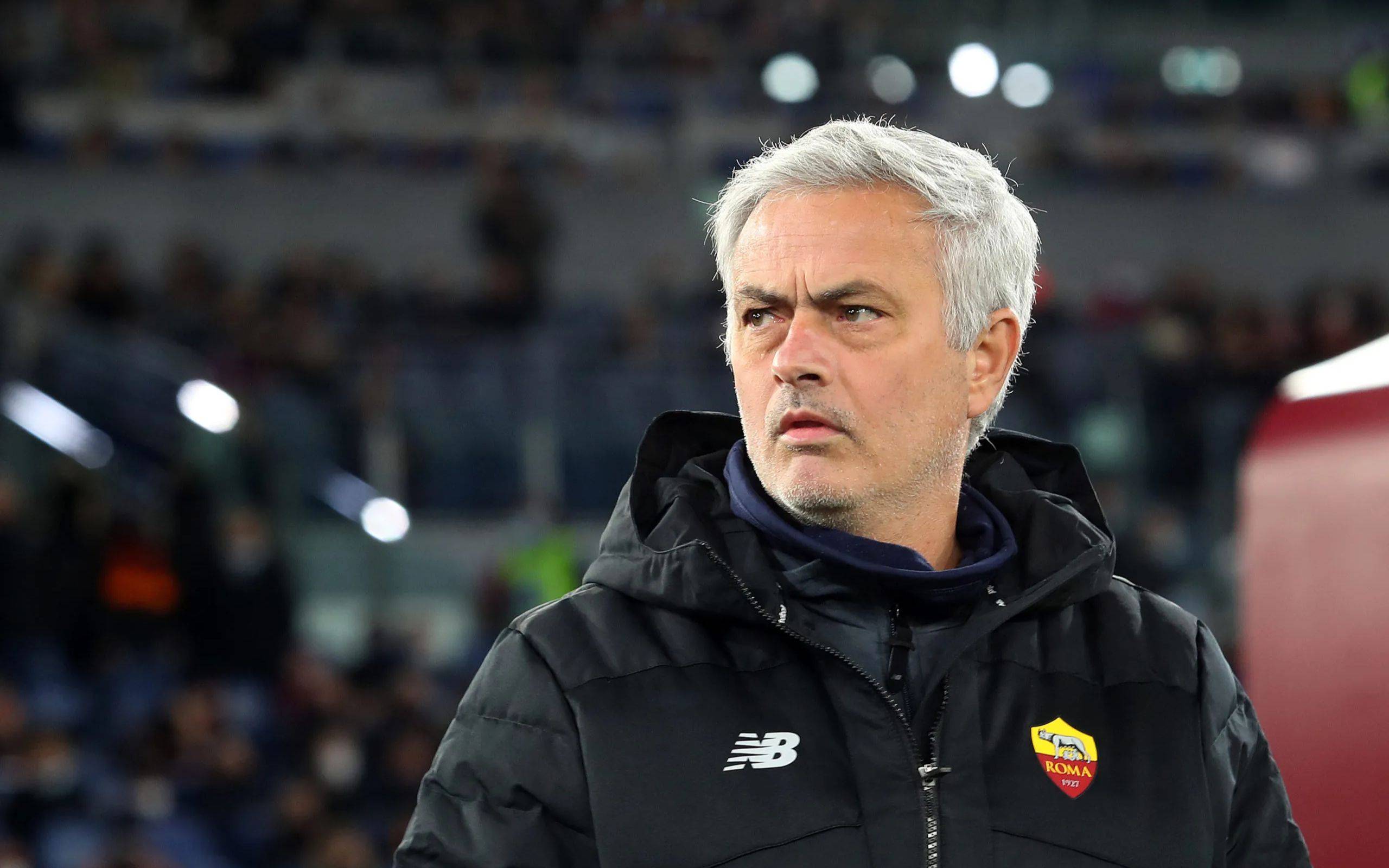 重回英超！穆里尼奥最后障碍扫清，英超劲旅力邀，冲击欧联杯