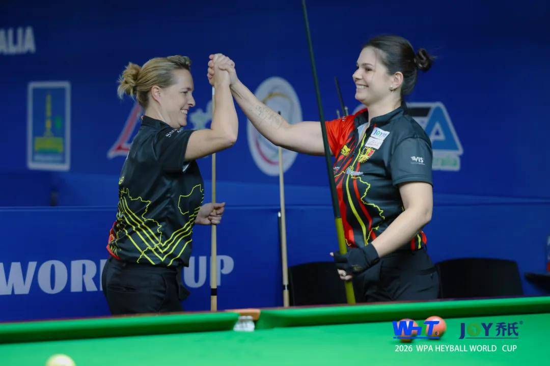 夺金！中国女队斩获中八世界杯冠军！男队斩获季军