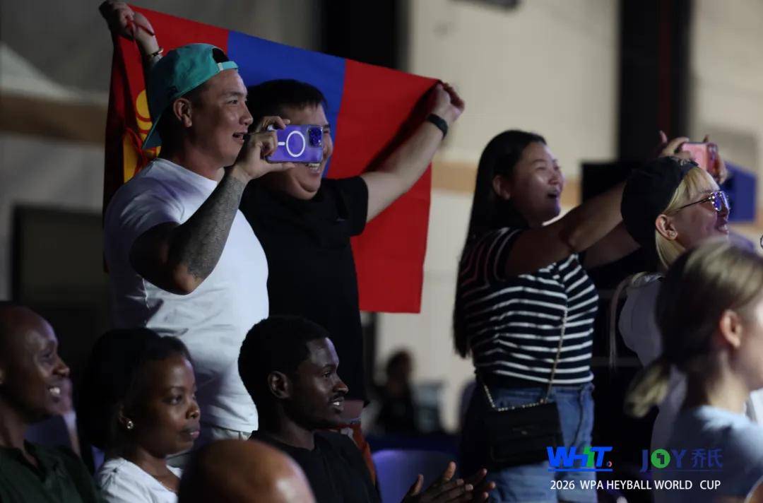 夺金！中国女队斩获中八世界杯冠军！男队斩获季军