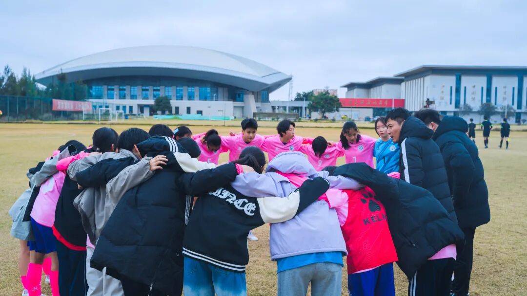 莆田U14女足创历史！亚军+金靴+风尚奖，她们全都要！